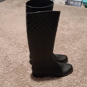 Rubber boots brand new